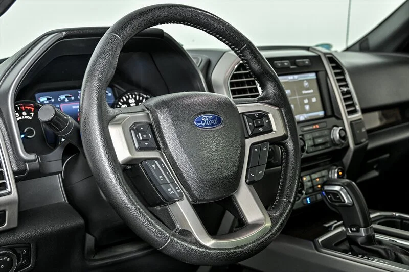 Used 2015 Blue Jeans Metallic Ford Platinum image 19