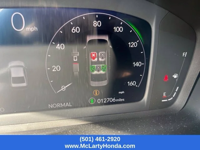 Used 2025 White Honda Touring image 10