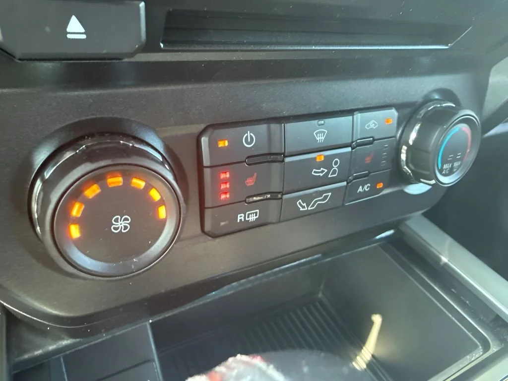 Used 2018 Gray Ford XL image 23