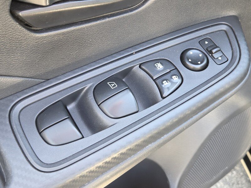 Used 2025 Black Nissan 1.6 S image 22