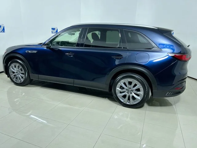 New 2026 DEEP CRYSTAL BLUE Mazda Preferred image 3