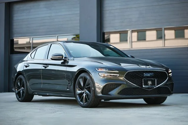 2023 Genesis G70 2.0T Standard's photo
