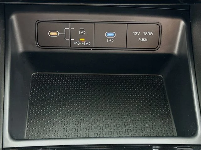 New 2026 Black Hyundai SEL image 18