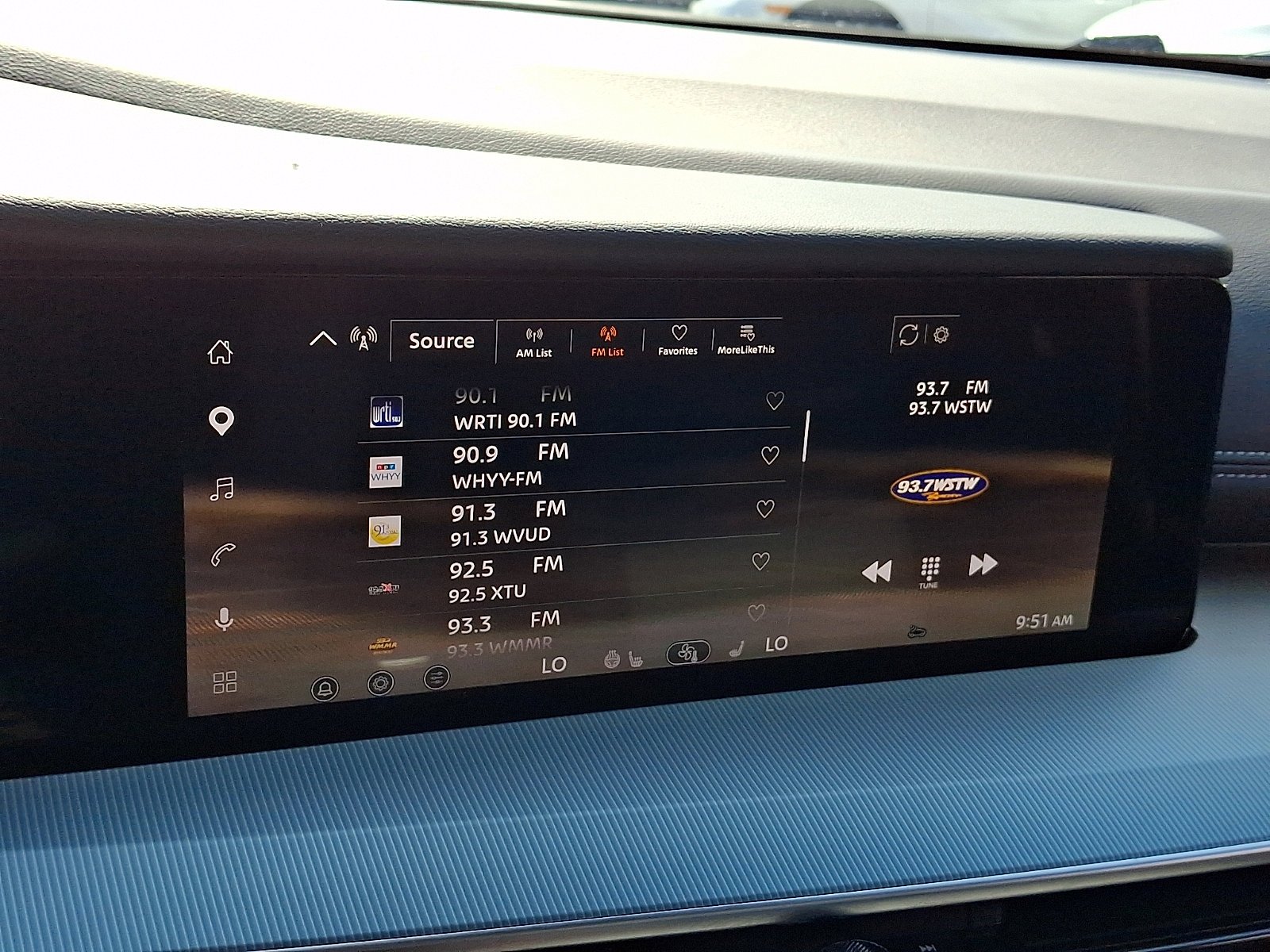 Used 2025 Gun Metallic Nissan SL image 17