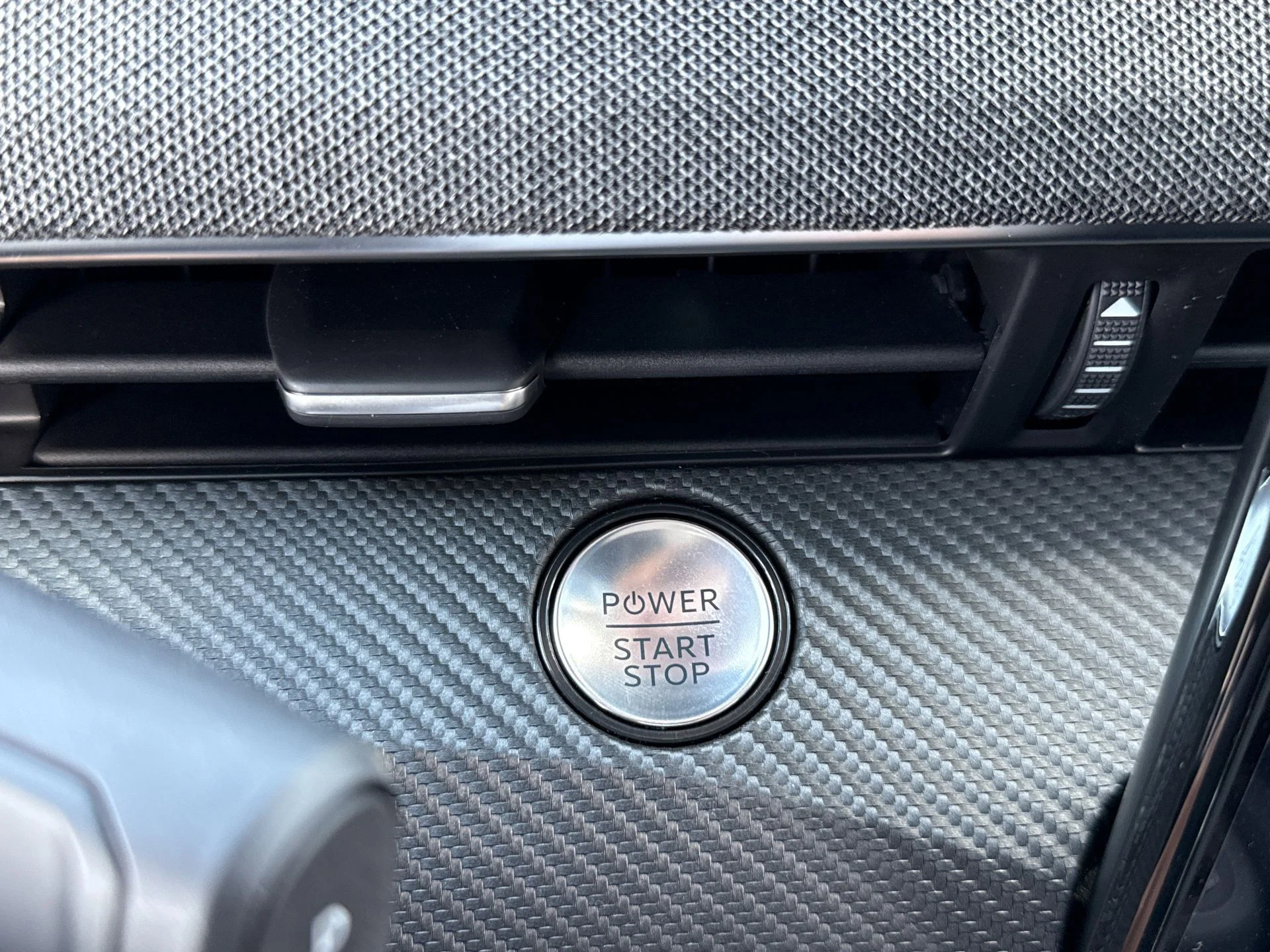 2025 Ford Mustang Mach-E Premium - Photo 6