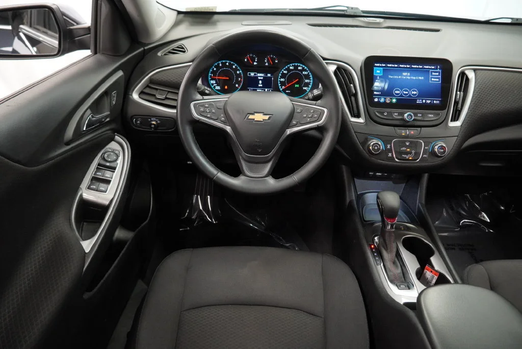 2023 Chevrolet Malibu RS - Photo 14