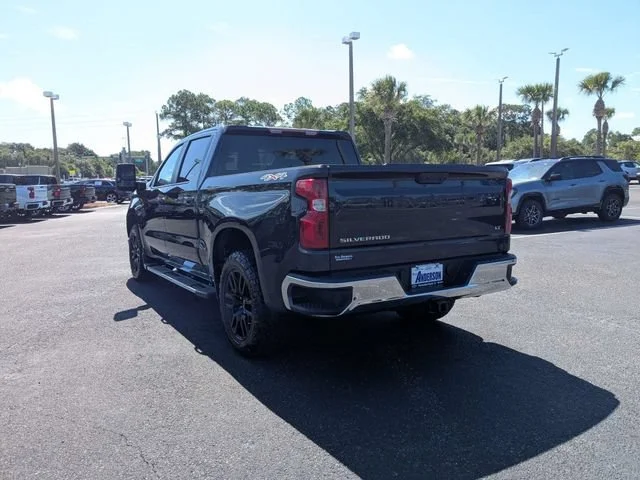 Used 2022 Dark Ash Metallic Chevrolet LT image 5