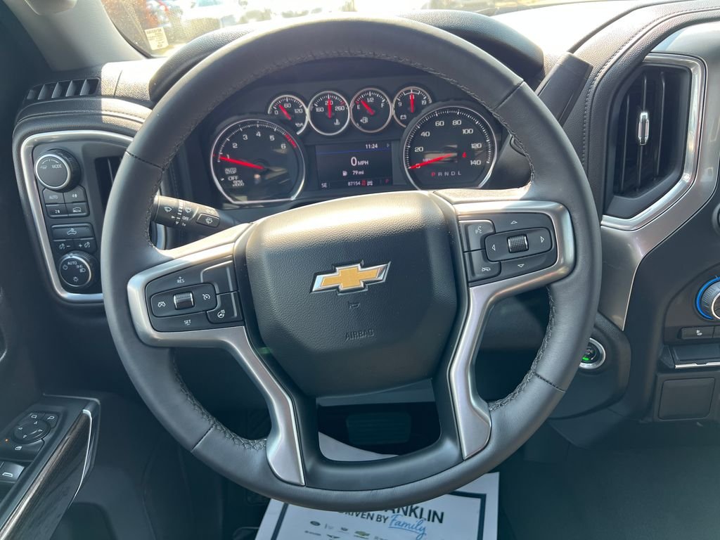 Used 2022 Gray Chevrolet LT image 17