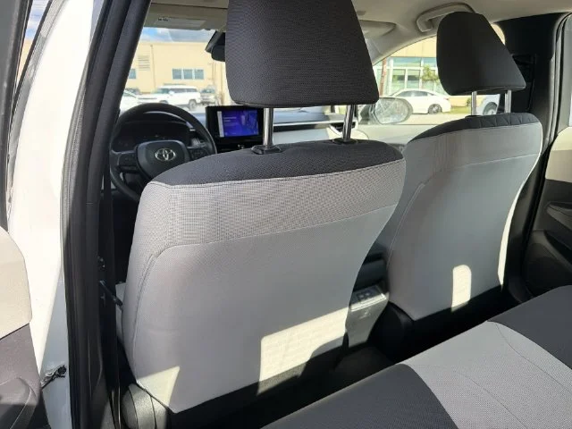 Used 2023 White Toyota LE image 34