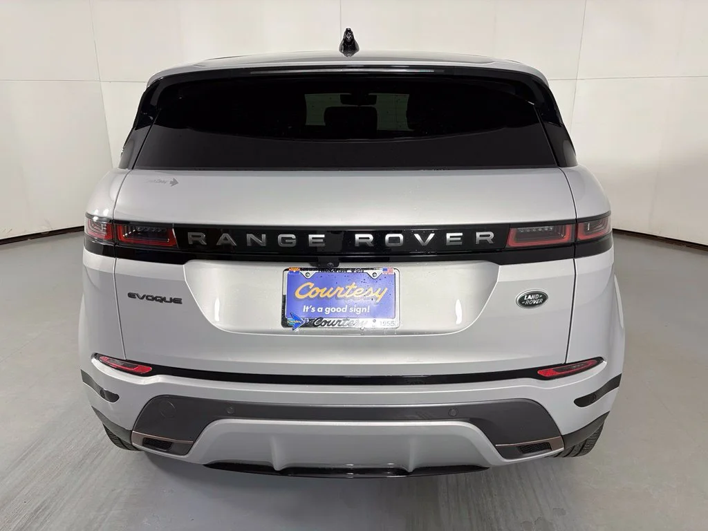 Used 2022 Silver Land Rover Dynamic image 7