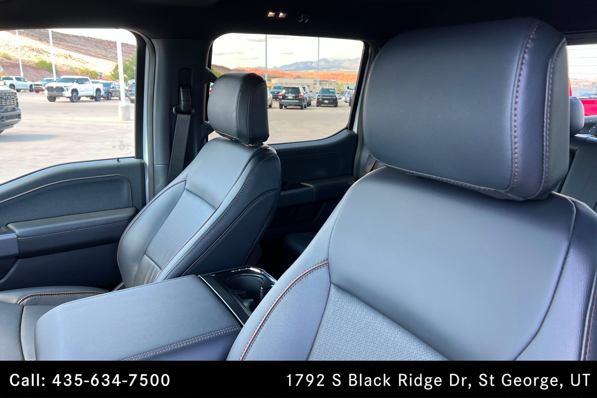 Used 2026 OXFORD WHITE Ford LARIAT image 17