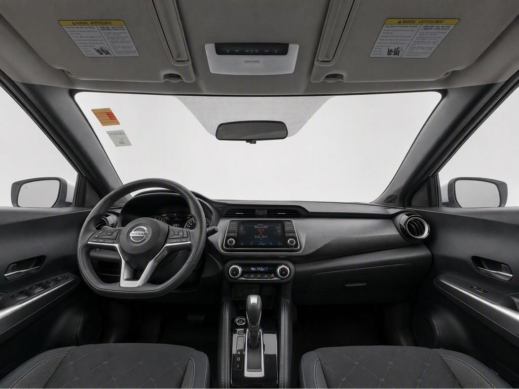 Used 2018 Silver Nissan SV image 28