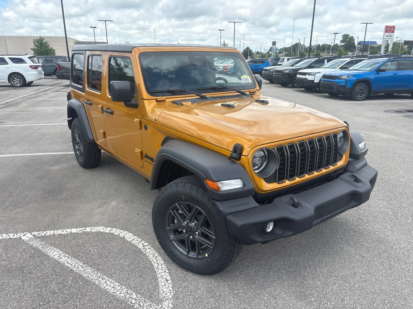 New 2026 Goldilocks Jeep Sport S image 2