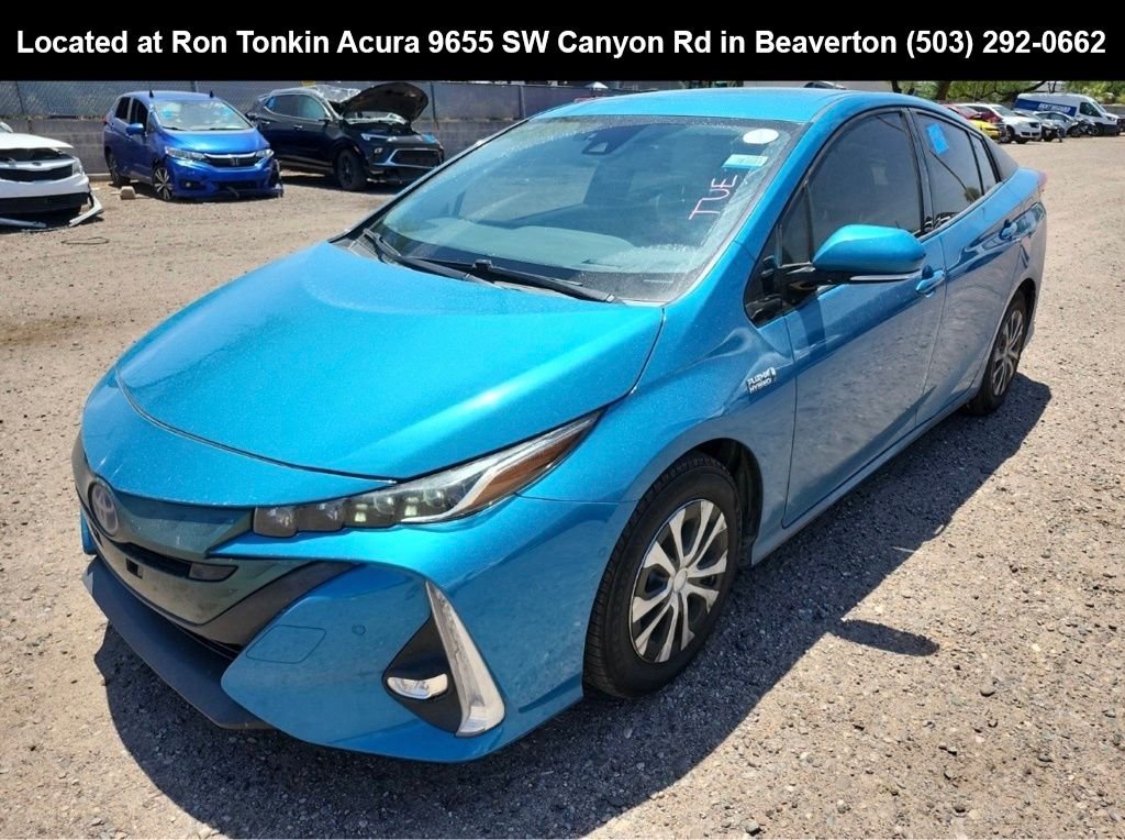 Used 2018 Blue Magnetism Toyota Advanced image 3