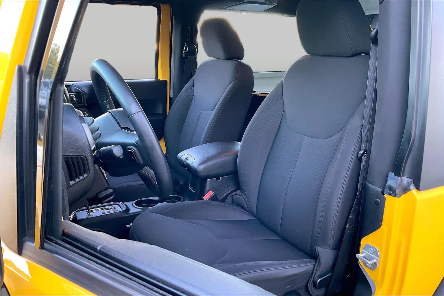 Used 2015 Baja Yellow Clearcoat Jeep Sport image 8
