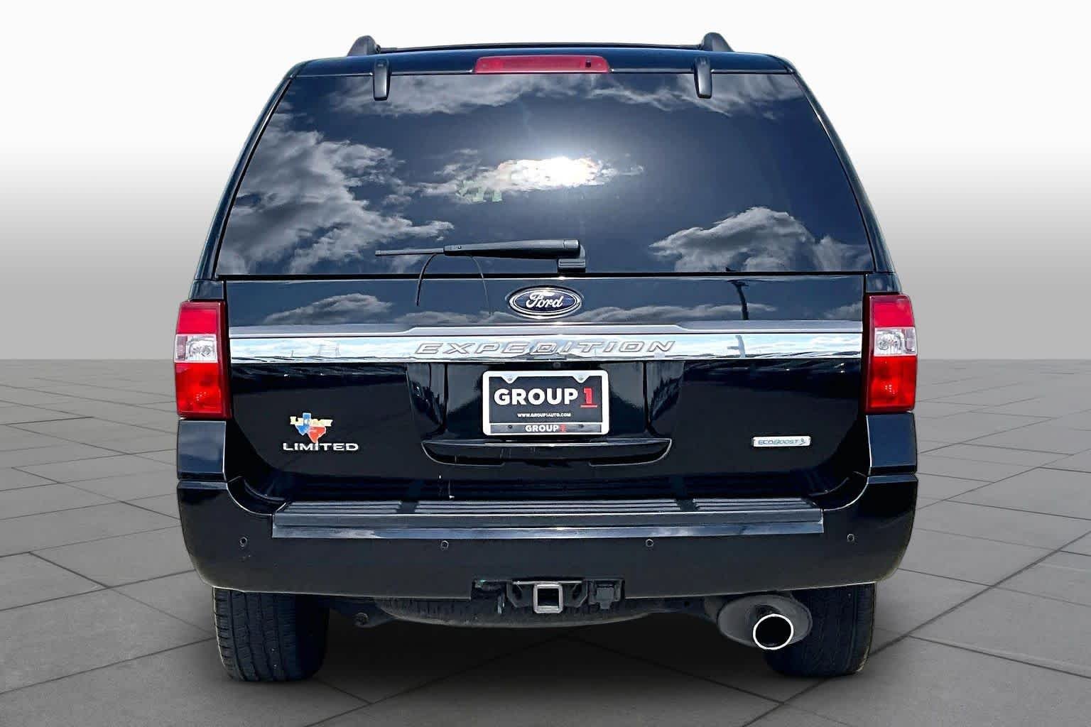 Used 2016 Shadow Black Ford Limited image 5