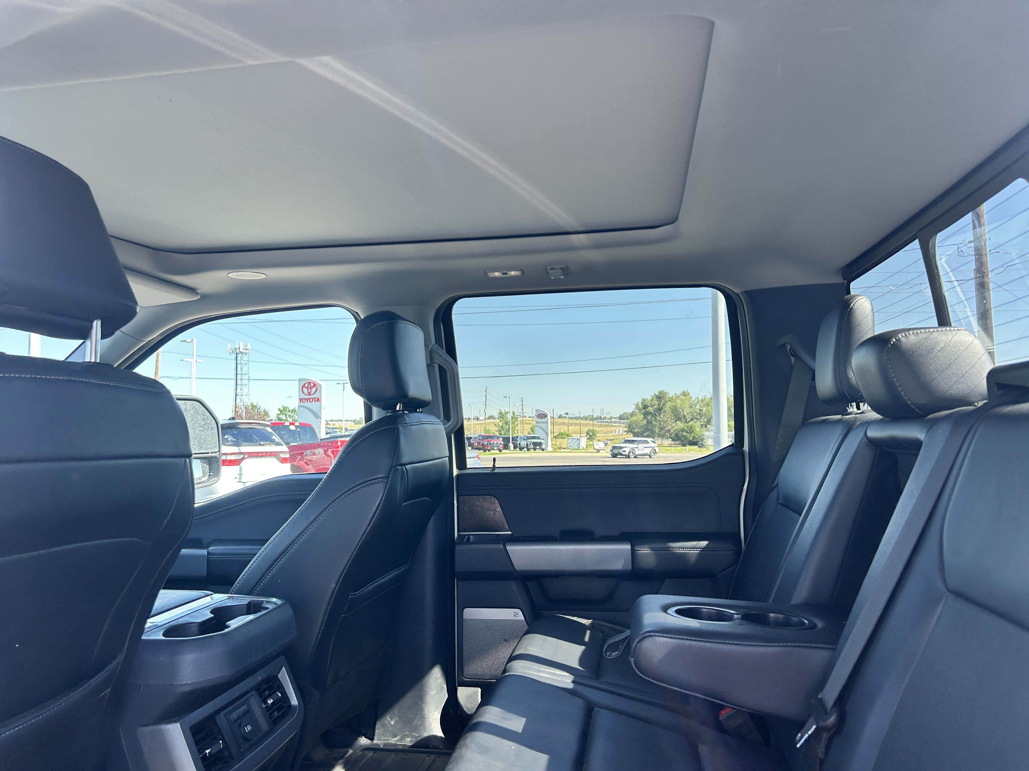 Used 2023 Blue Ford LARIAT image 10