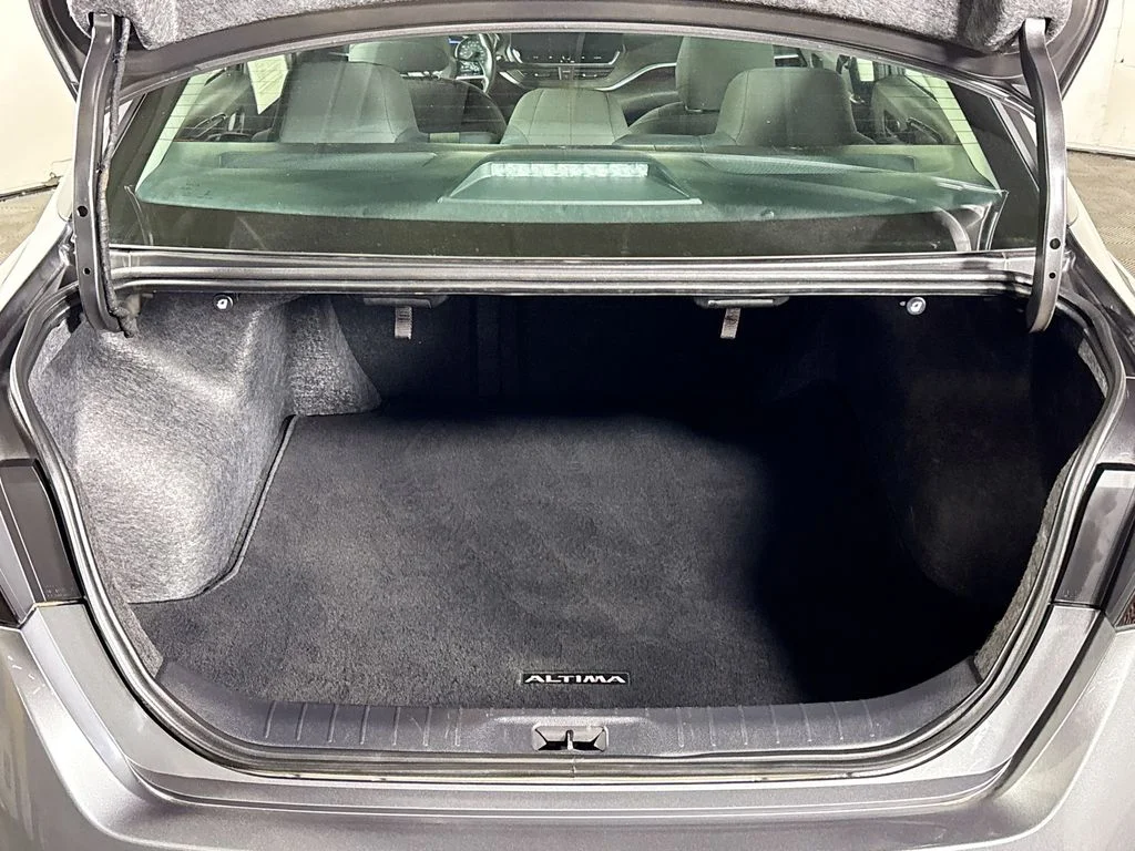 Used 2023 Gray Nissan 2.5 SV image 22