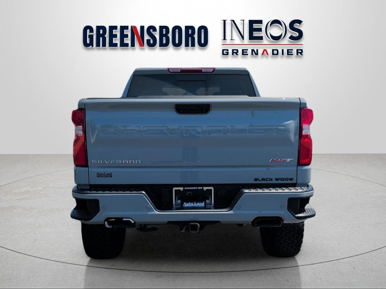 Used 2025 Slate Gray Metallic Chevrolet RST image 4
