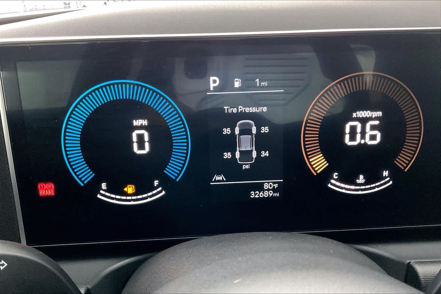 2025 Hyundai Santa Cruz SE - Photo 26