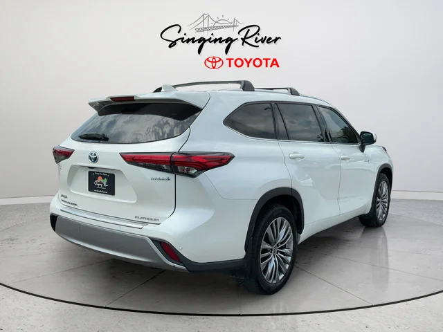 Used 2020 White Toyota Platinum image 7