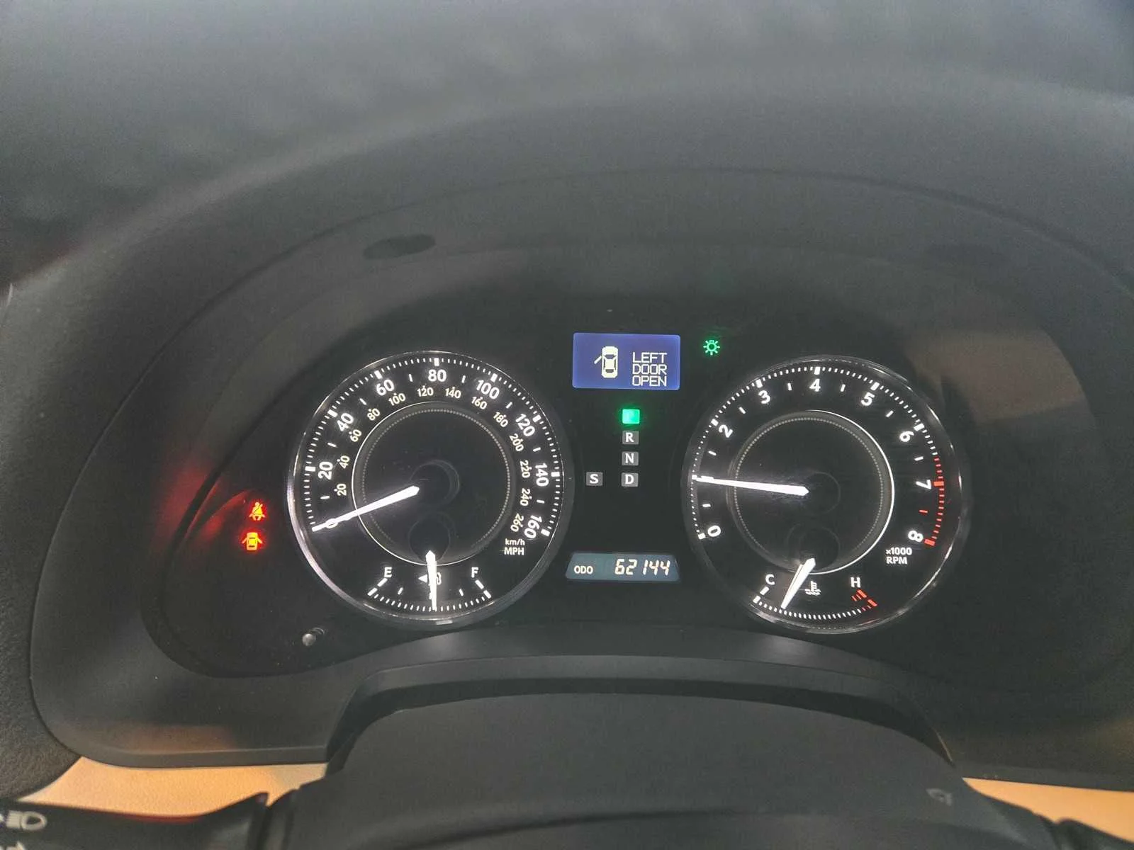 Used 2010  Lexus  image 20