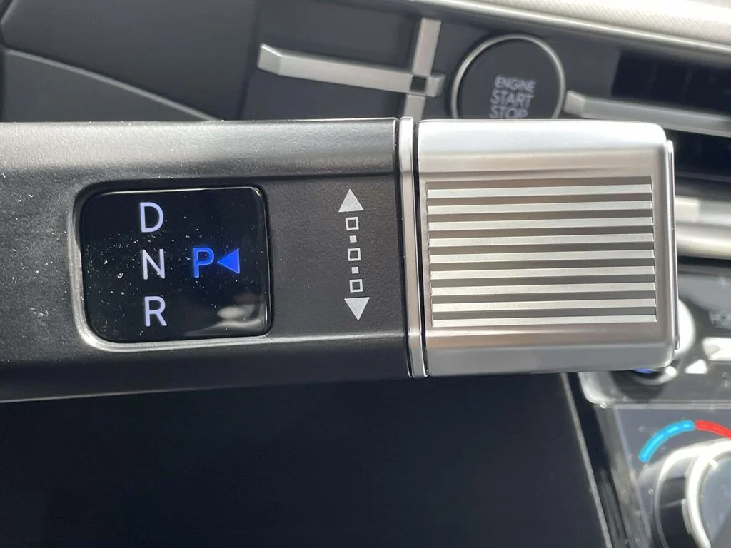 New 2026 Silver Hyundai SEL image 25