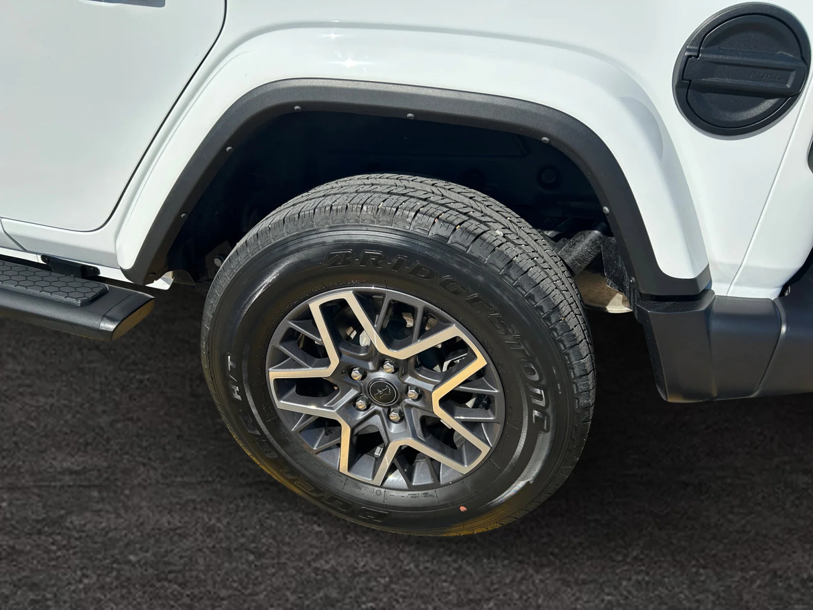Used 2024 Bright White Jeep SAHARA image 9