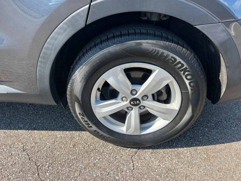 Used 2021 Gray Kia LX image 24