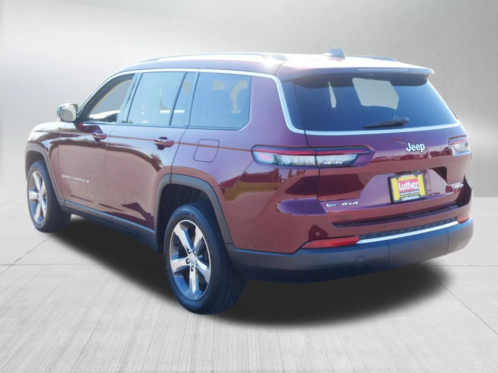 Certified Used 2021 Velvet Red Pearlcoat Jeep Limited image 5
