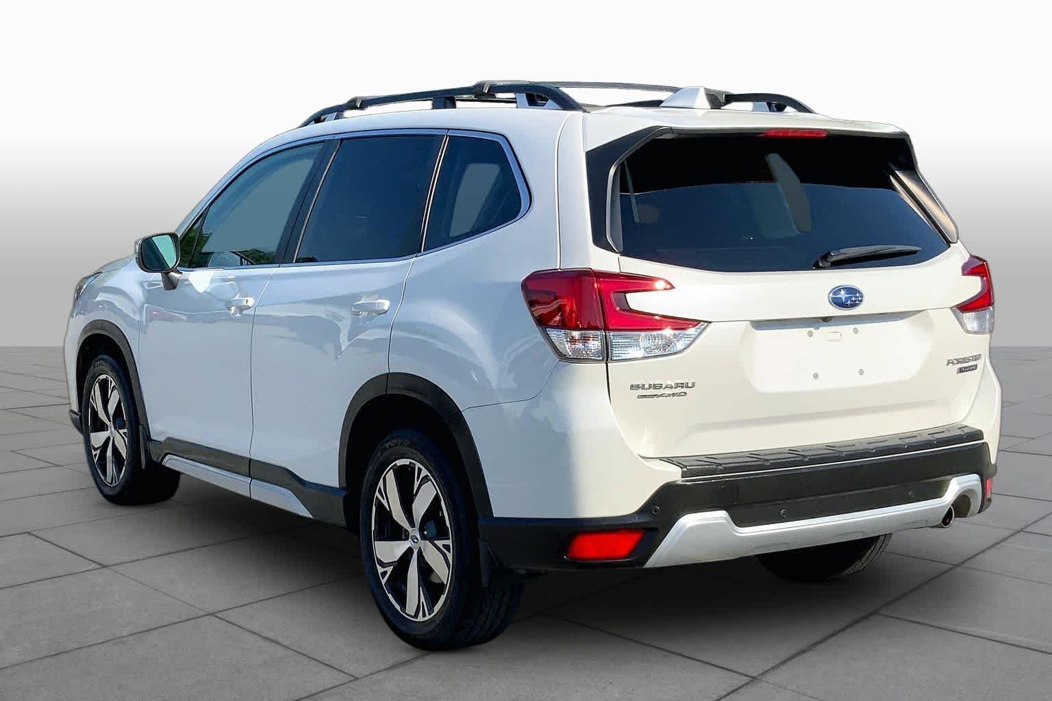 Used 2020 Crystal White Pearl Subaru Touring image 12