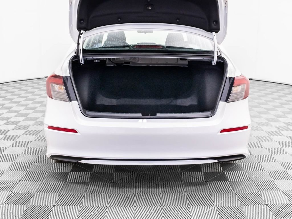 New 2026 Platinum White Pearl Honda LX image 31