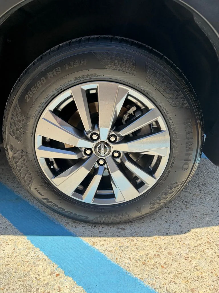 Used 2025 Gray Nissan SV image 11