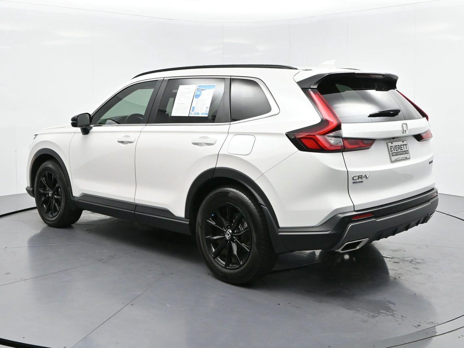 Used 2025 Platinum White Pearl Honda Sport-L image 5