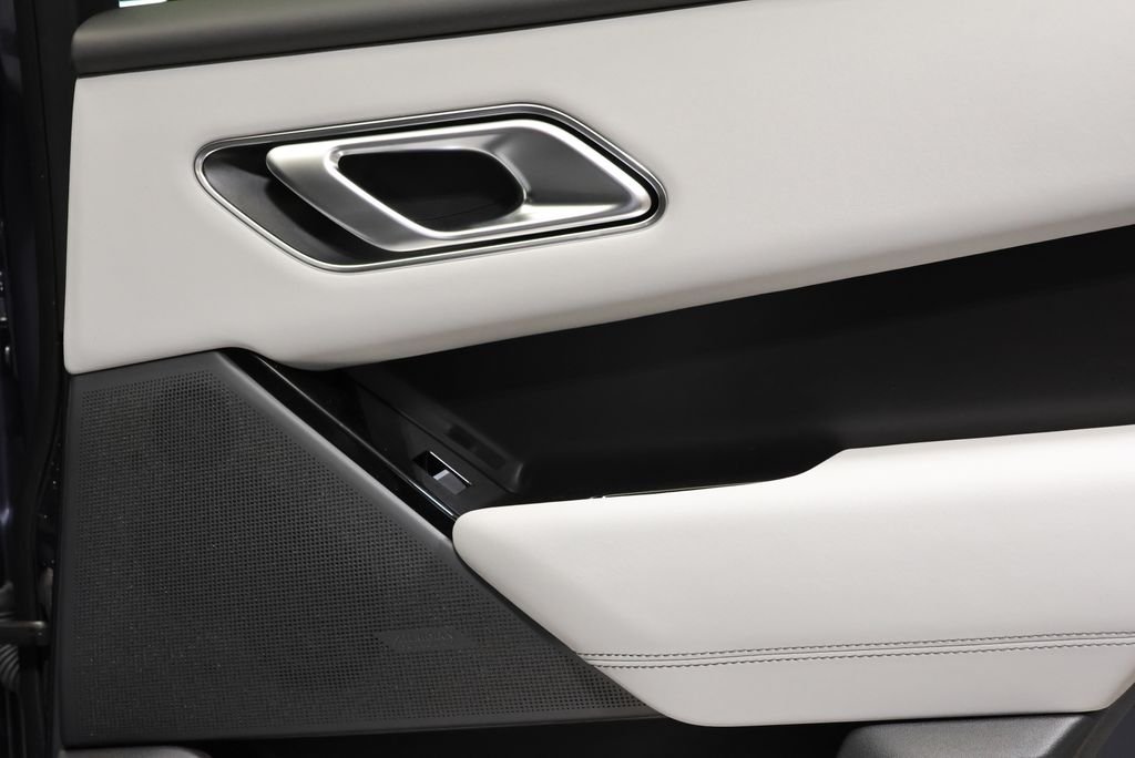 New 2026 Varesine Blue Land Rover Belgravia Edition image 42