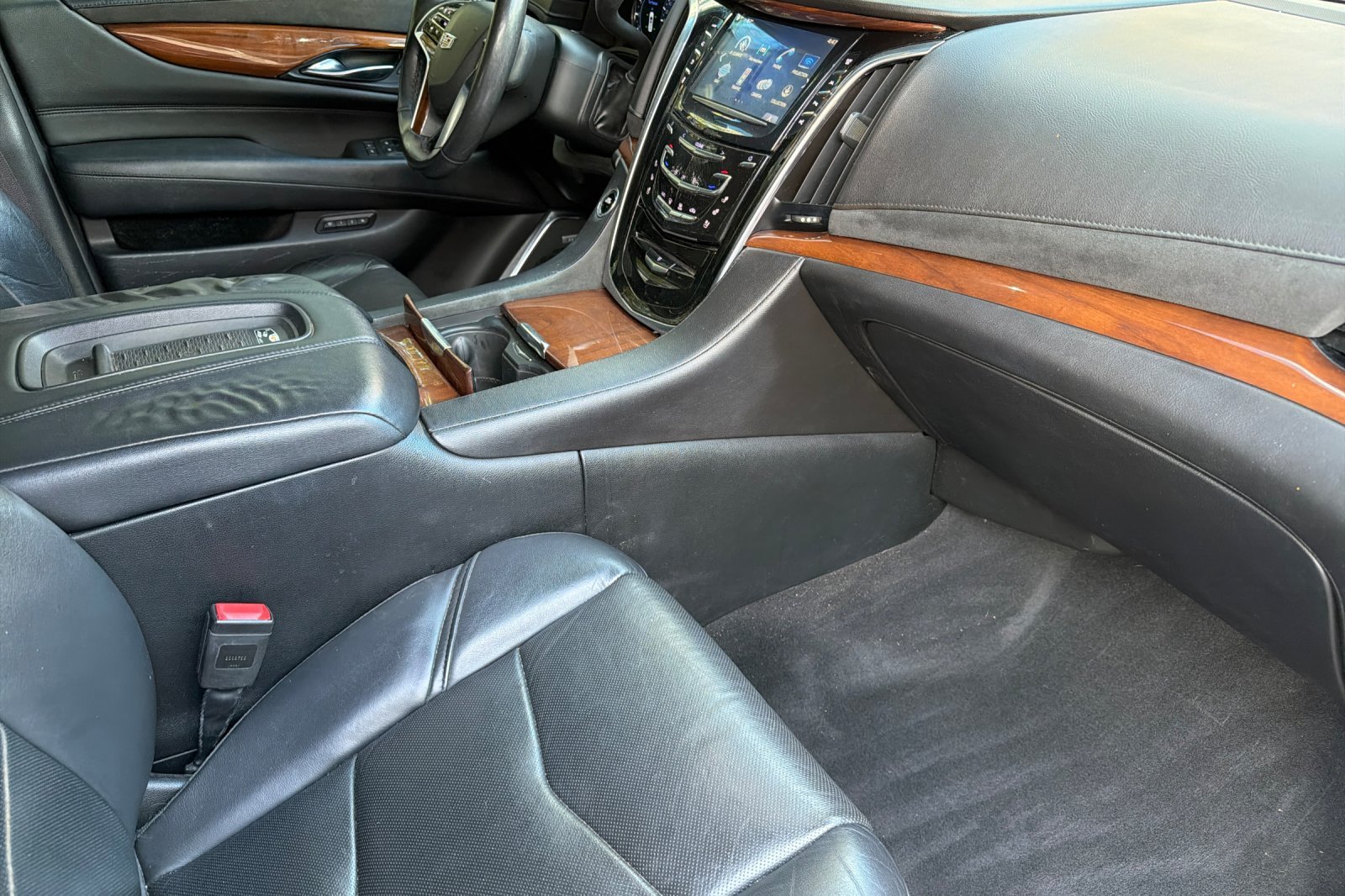 Used 2017 Black Raven Cadillac Luxury image 15
