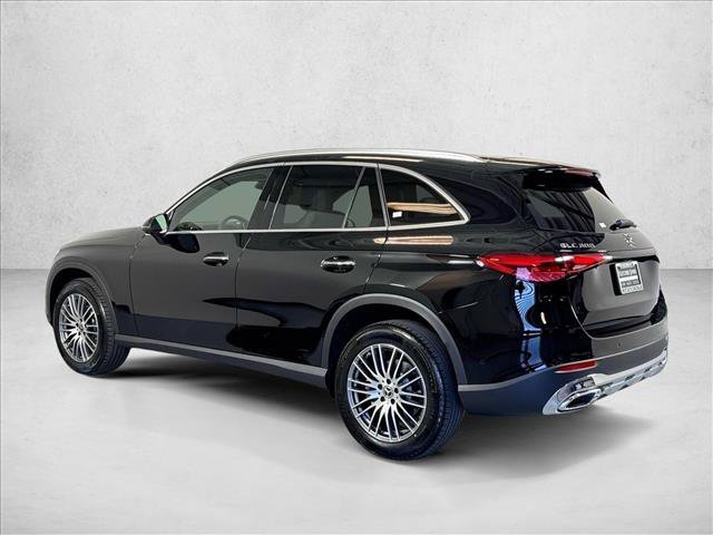 New 2026 Black Mercedes-Benz GLC 300 image 34