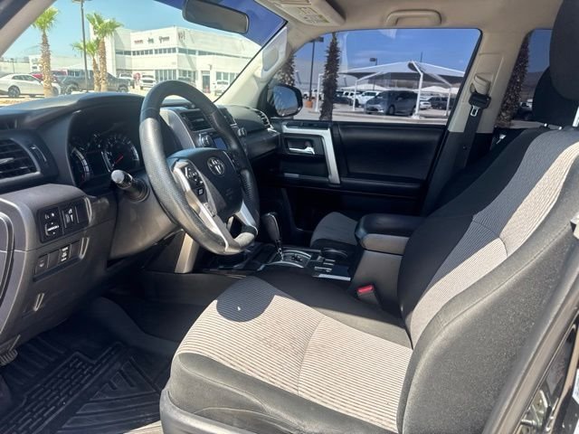 2018 Toyota 4Runner SR5 - Photo 18
