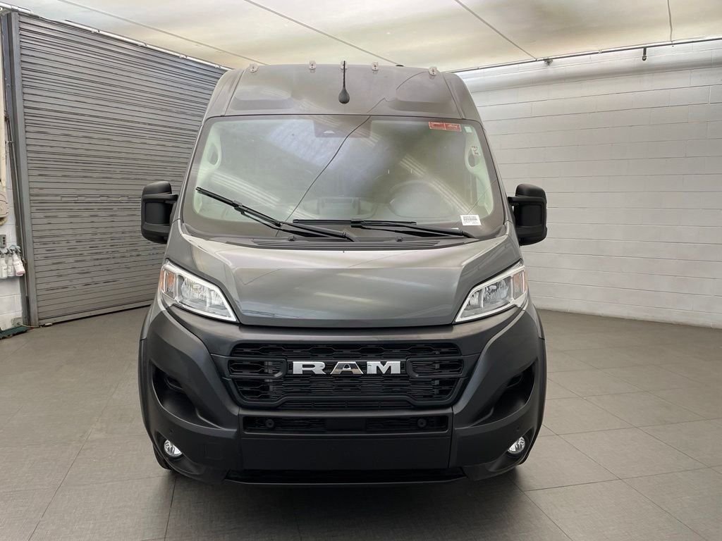 New 2026 Ceramic Gray Clear-Coat Exterior Paint RAM High Roof image 10