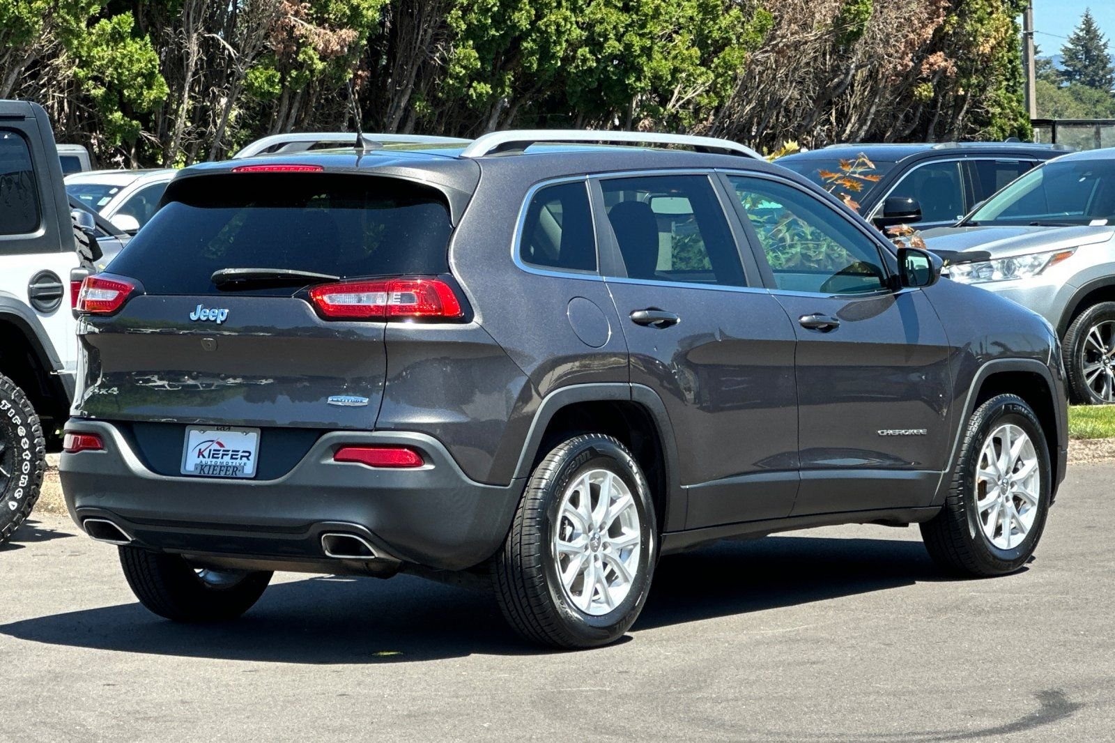 2018 Jeep Cherokee Latitude Plus - Photo 39