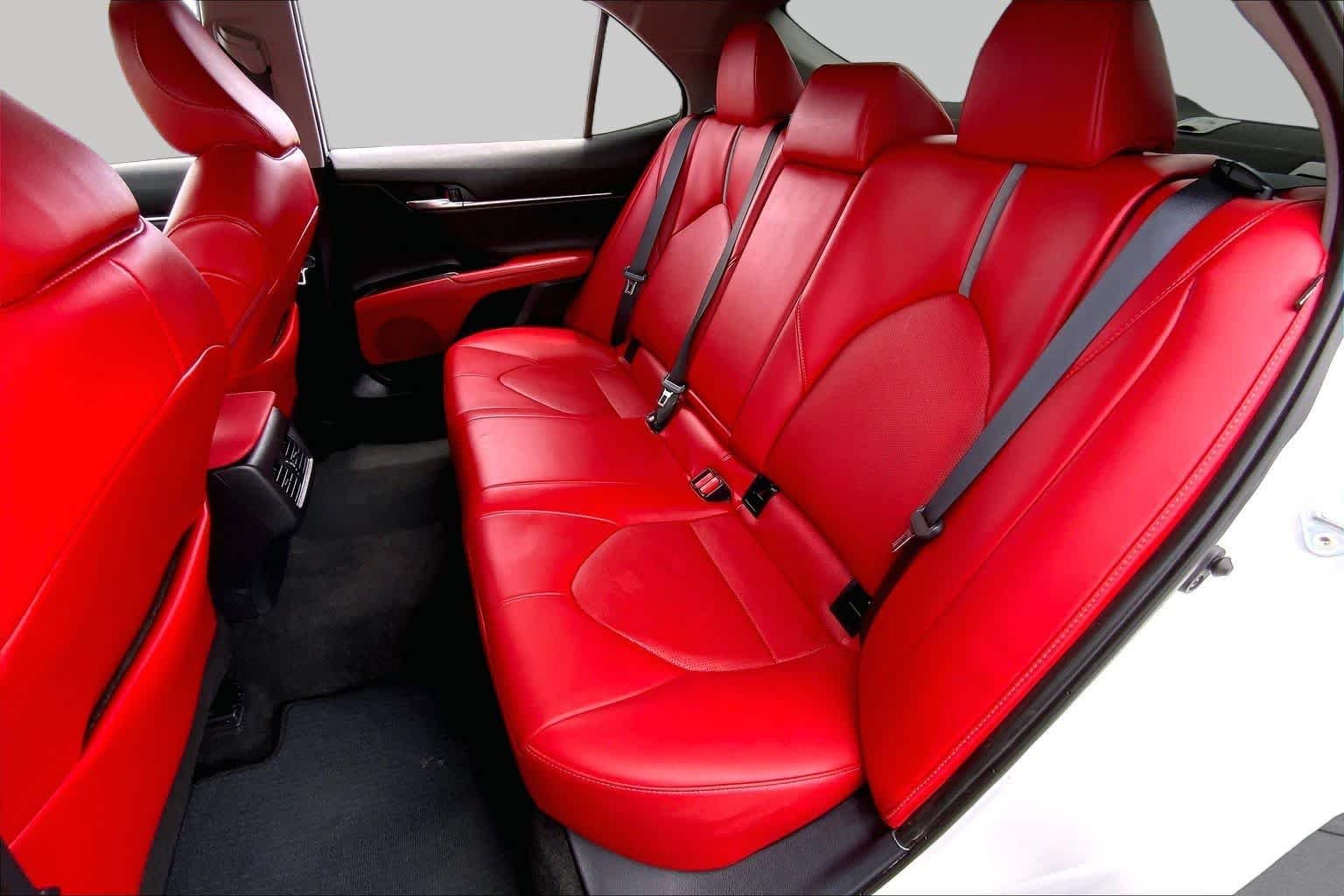 Used 2024 Wind Chill Pearl Toyota XSE image 20