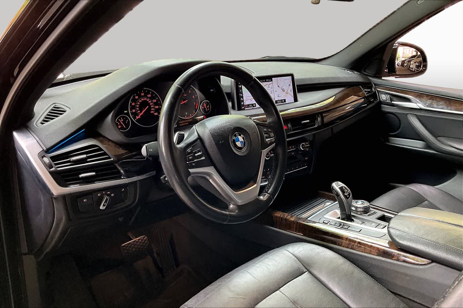 Used 2018 Jet Black BMW sDrive35i image 17