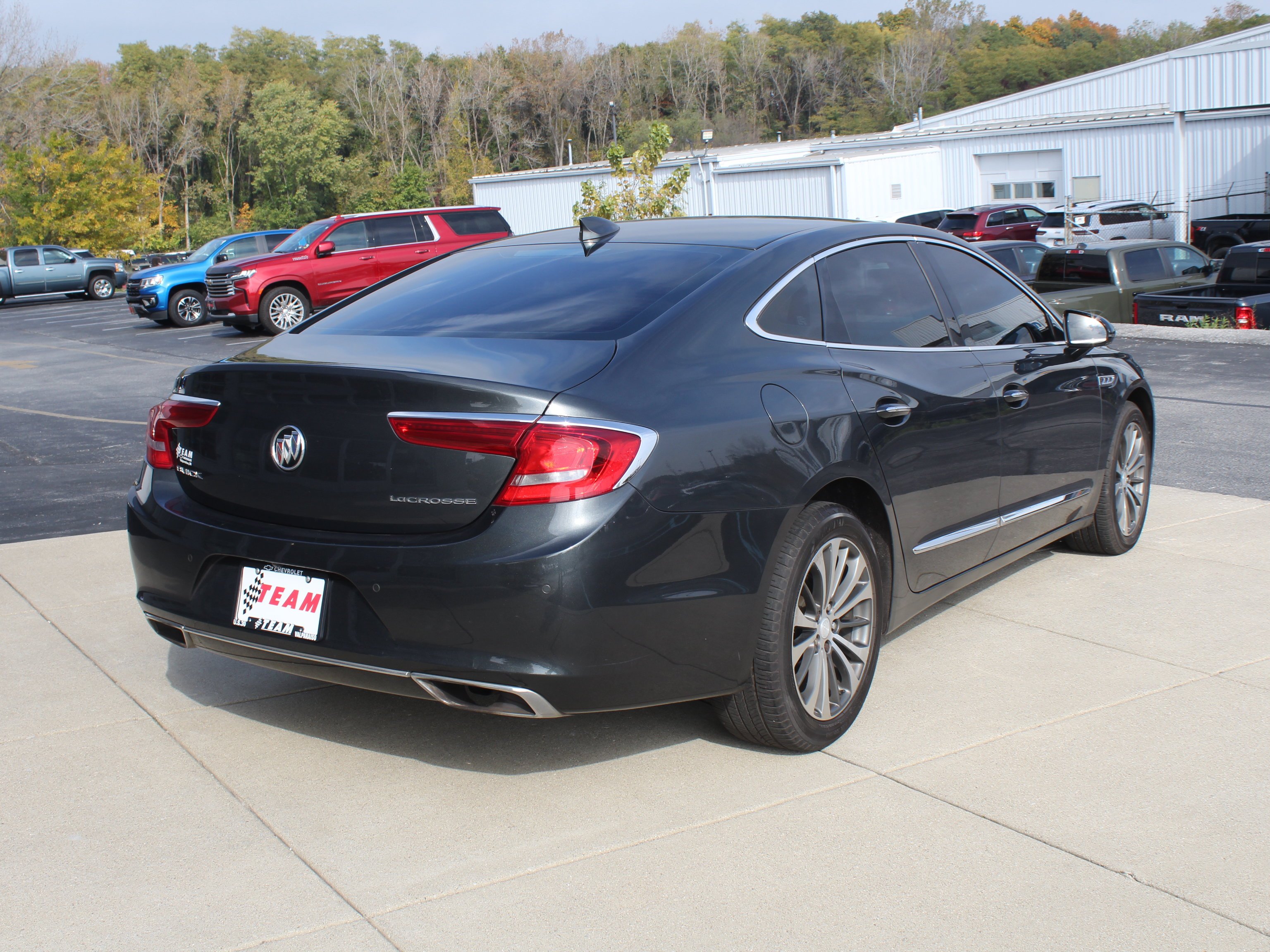 Used 2017 GRAPHITE GRAY METALLIC Buick Essence image 6
