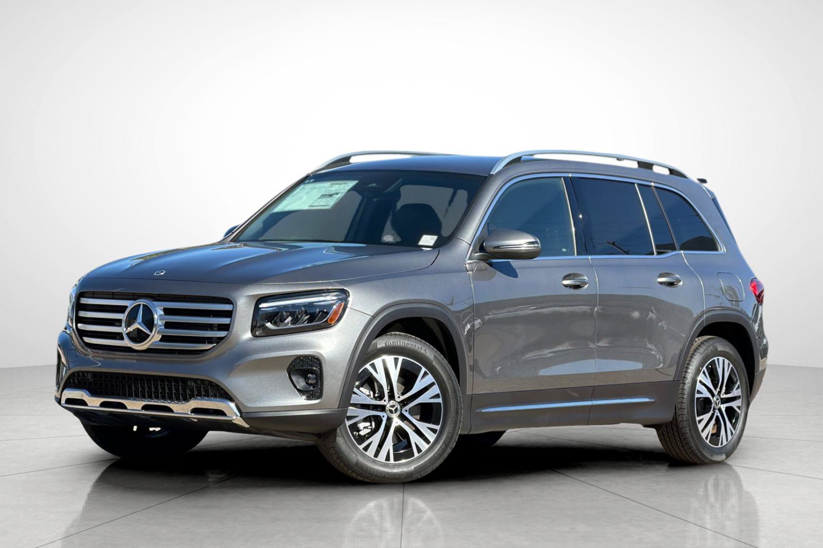 New 2026 Mountain Grey Metallic Mercedes-Benz GLB 250 image 1