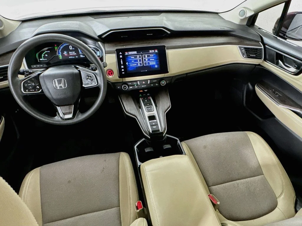 Certified Used 2018 Red Honda Base image 28
