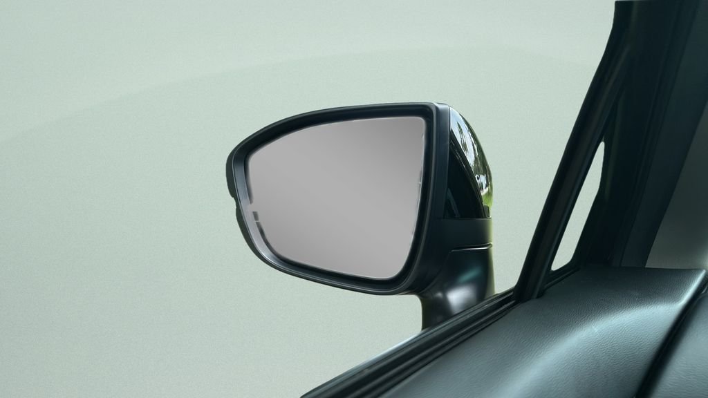 Used 2025 White Nissan SL image 11