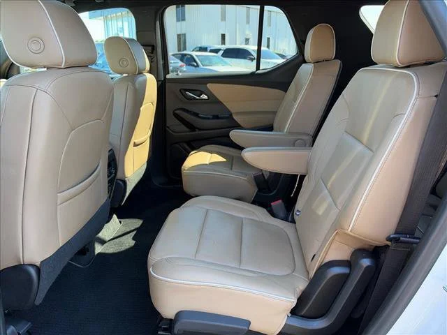 2023 Chevrolet Traverse Premier - Photo 19
