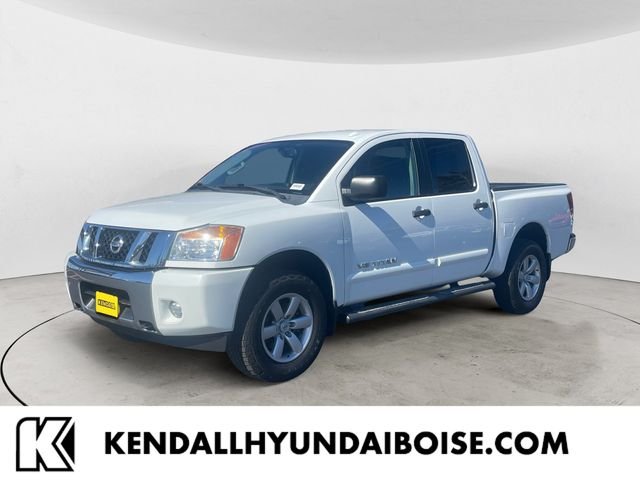 2014 Nissan Titan SV