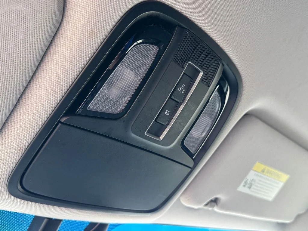 Used 2019 Silver Kia LX image 29