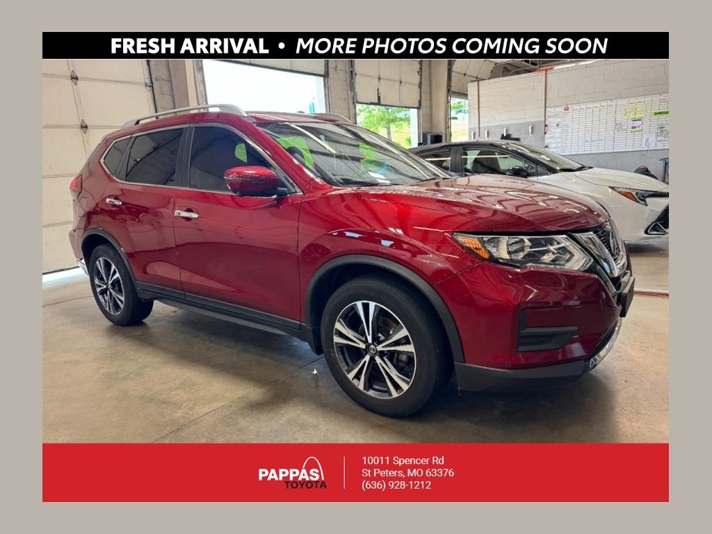 2020 Nissan Rogue SV FWD's photo